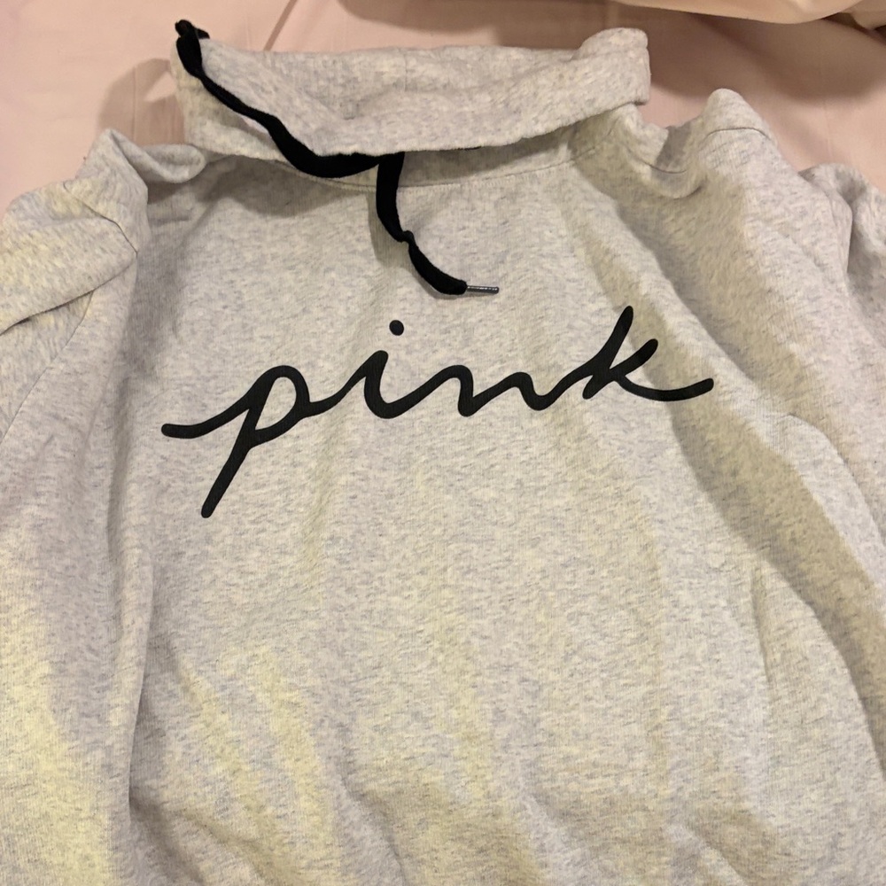 PINK Victoria's Secret Heather Gray Pullover with Black Logo